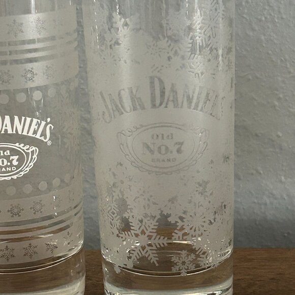 Jack Daniels Old No 7 Brand Highball Glass Etched Snowflakes Winter Set of 3 - Picture 5 of 6